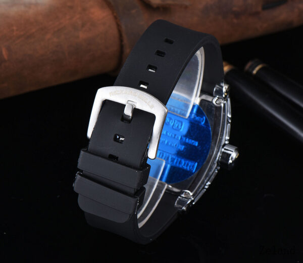 Men's watch - Image 4